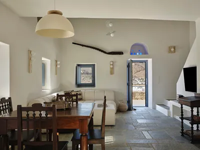 Ona Villa