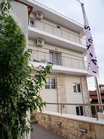 Sunshine Apartments
