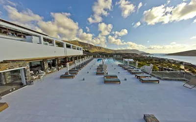 Royal Marmin Bay Boutique & Art Hotel
