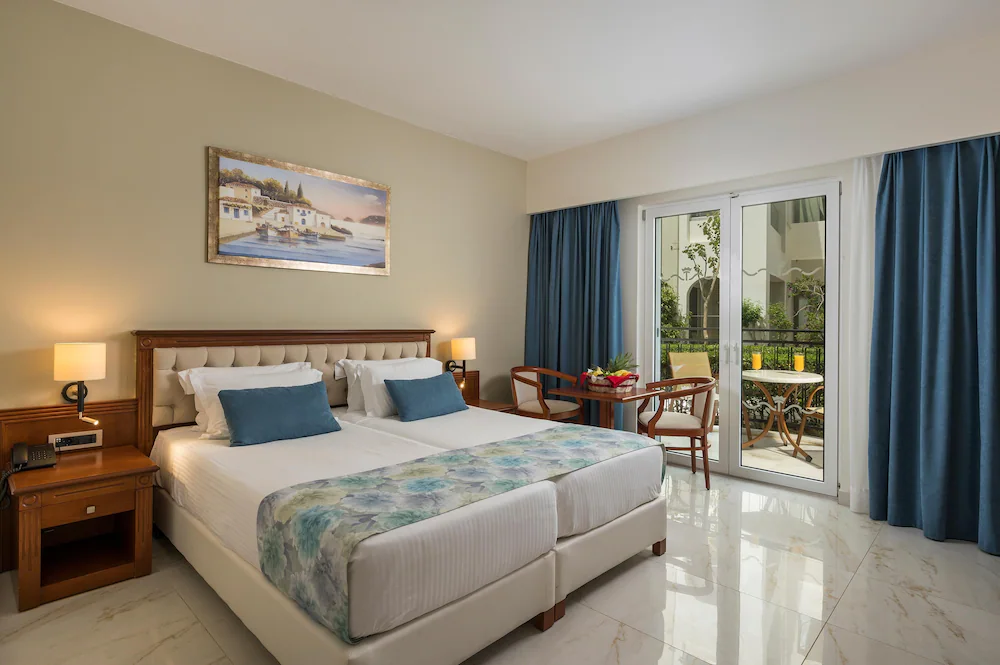 Vantaris Palace Hotel