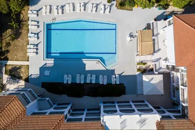 Golden Coast Suites