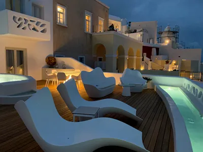 Athina Luxury Suites