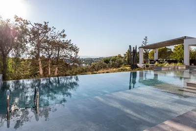 Ilios Villa