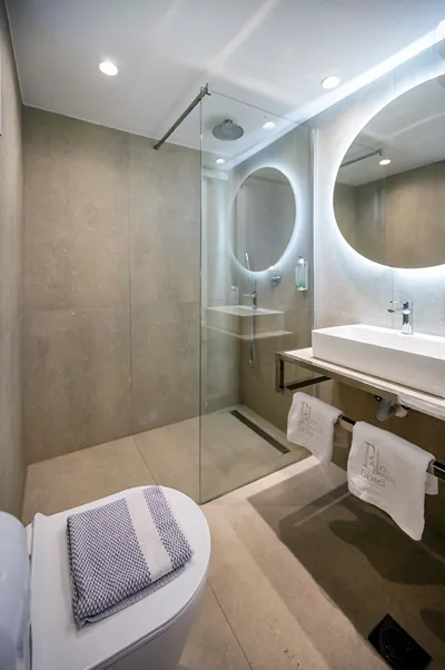 Palm Beach Hotel – Adults Only