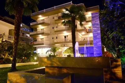 Ioni Hotel