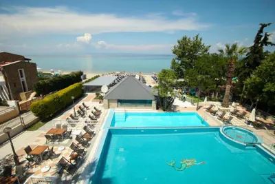 Naias Beach Hotel