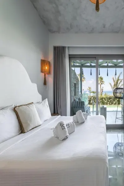 Blue Carpet Luxury Suites
