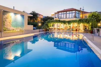 Thalassies Hotel