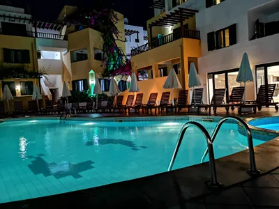 Elmi Suites