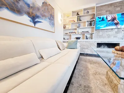 One 360 Skyline Athens Penthouses