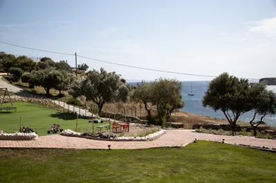 Poseidon Apartments & Villas by the Sea