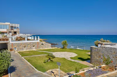 Alexander Beach Hotel & Village