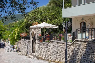 HOTEL NEFELI