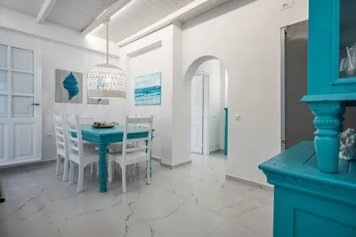 Oia Sunset Villas