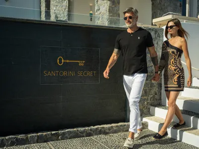 Santorini Secret Premium