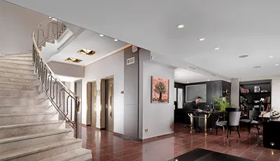 Holiday Suites