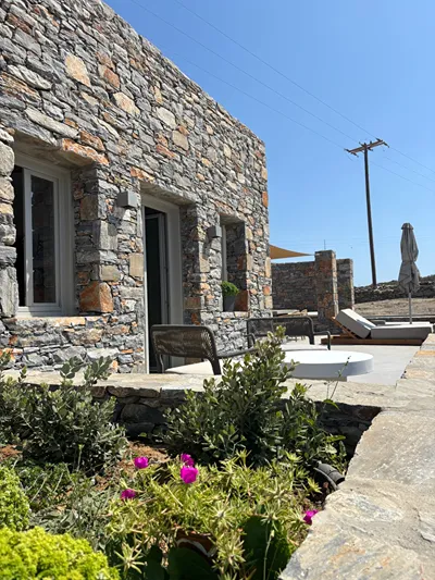 Pentanemi Folegandros