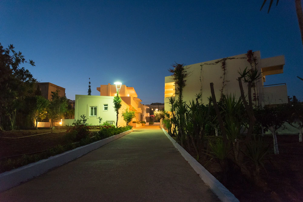Amaryllis Beach Front Hotel