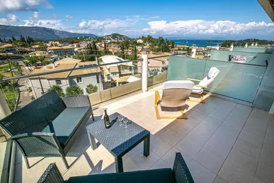 Palapart Gikas Studios and Suites