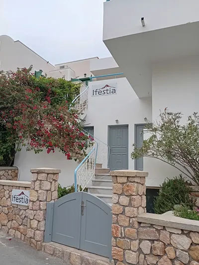 Ifestia Hotel Santorini