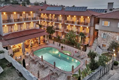 Sarantis Hotel