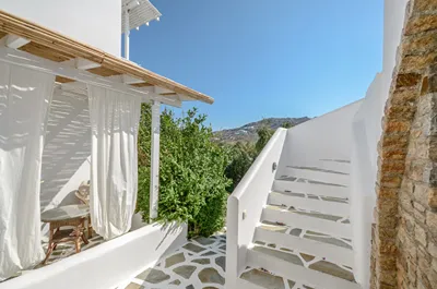 Valena Mare Naxos