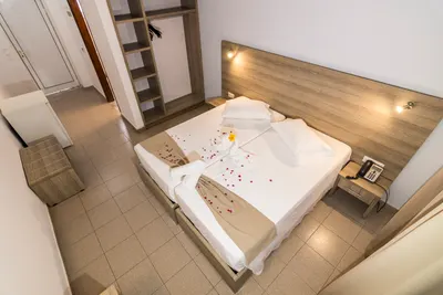 Tivoli Hotel