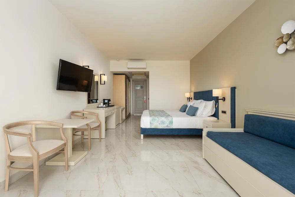 Vantaris Palace Hotel