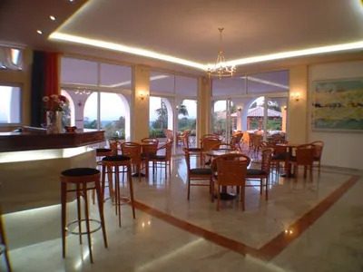 Andromeda Hotel Apartments