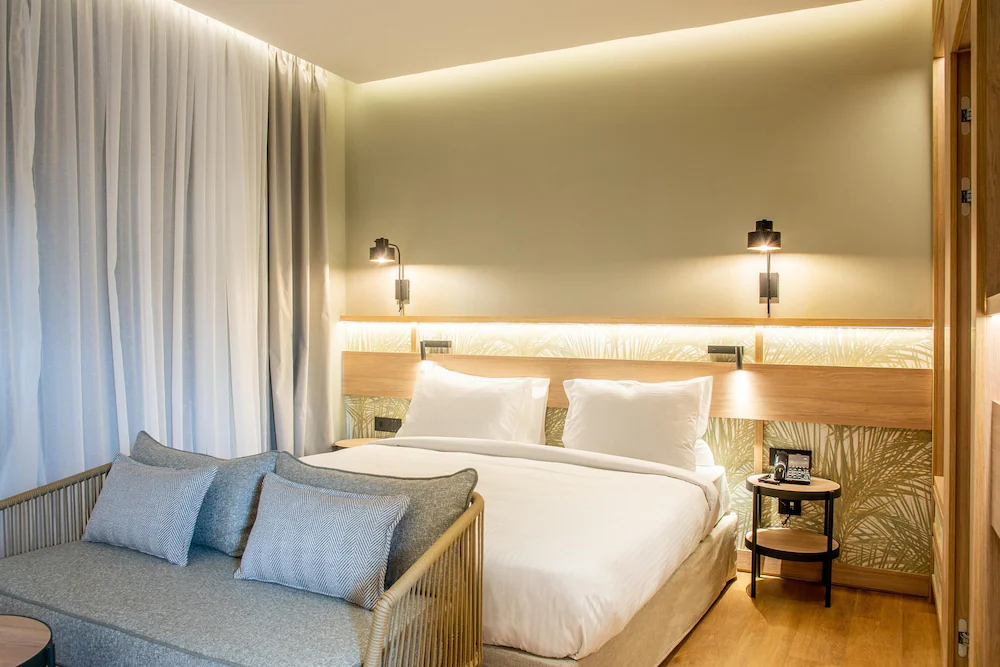 Senseana Sea Side Resort & Spa