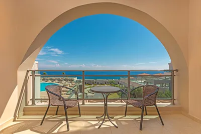 KRESTEN ROYAL EUPHORIA RESORT