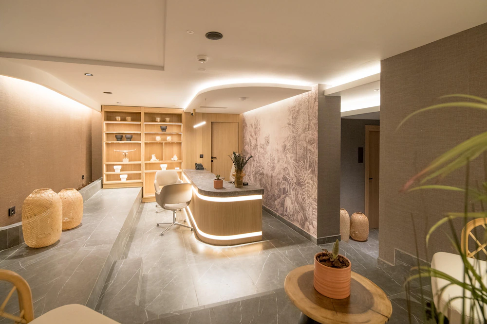 Senseana Sea Side Resort & Spa