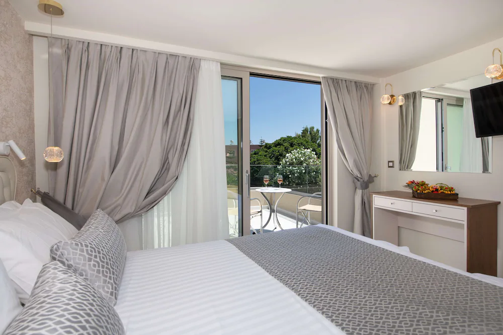Vantaris Palace Hotel