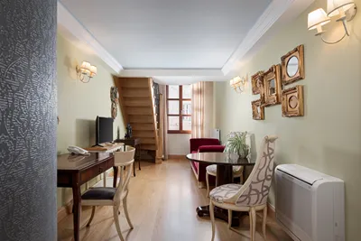 Civitas Suites Hotel