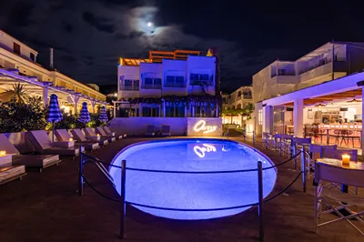 Oasis Beach Hotel