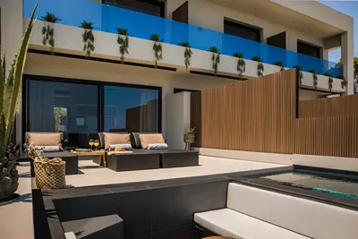 SEA ZANTE Luxury Beachfront Retreat