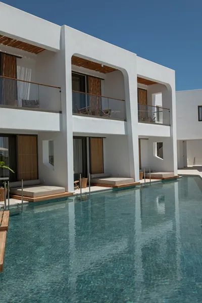 Nuca Mykonos