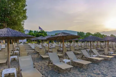 Cronwell Platamon Resort