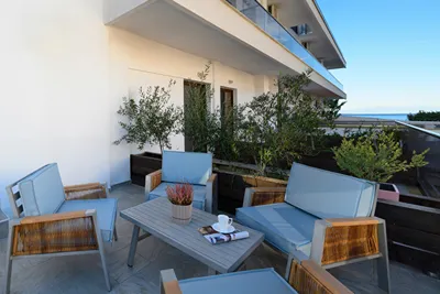 GREEK PRIDE EVLOGIA SEASIDE