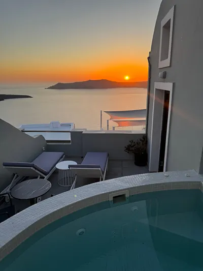Avant Garde Suites
