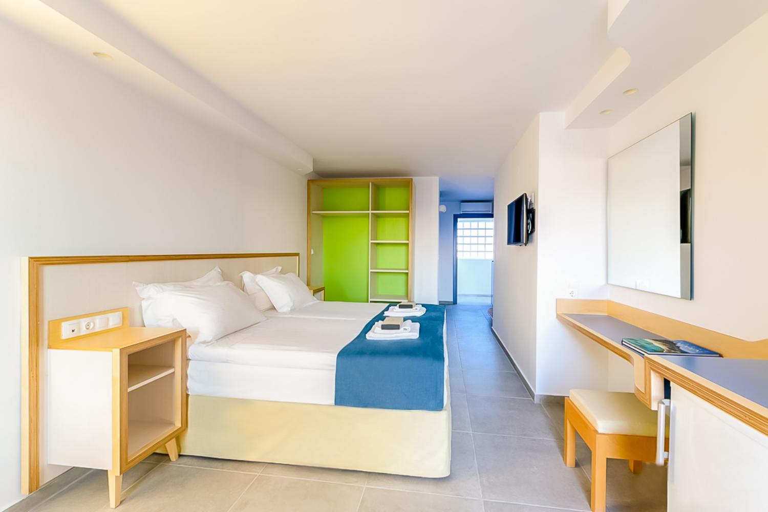 Alia Beach Hotel