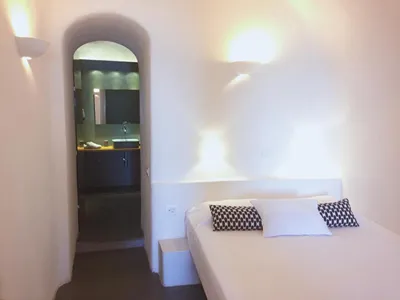 Altana Cliffside Villas Santorini