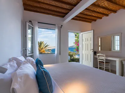 Rhenia Mykonos Hotel & Bungalows