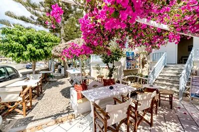 Sellada Apartments Santorini