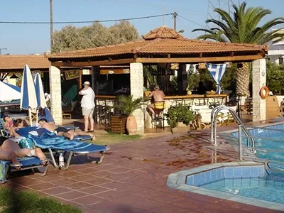 Nikos Apartments Stalis
