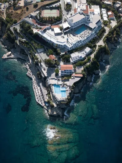PENINSULA RESORT and SPA