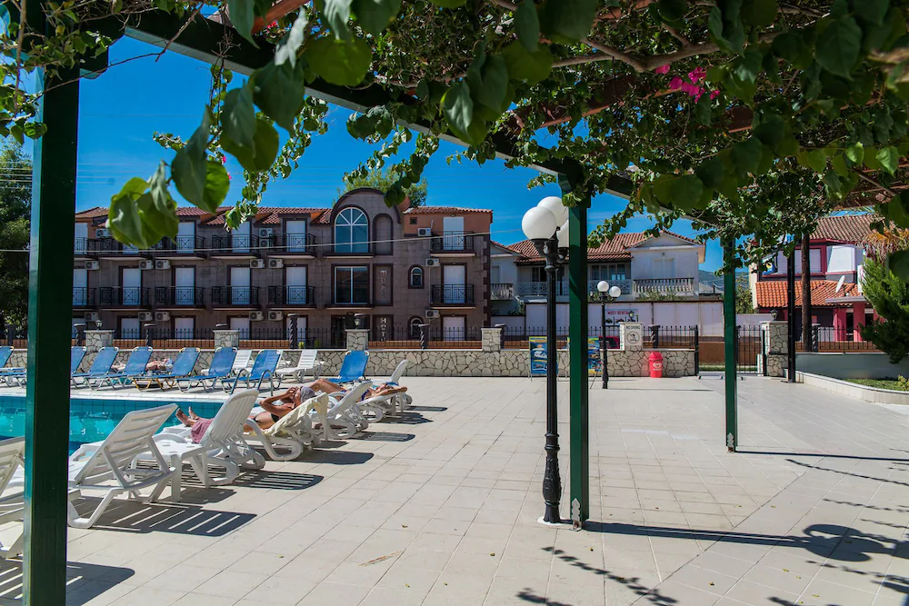 Perkes Hotel Complex