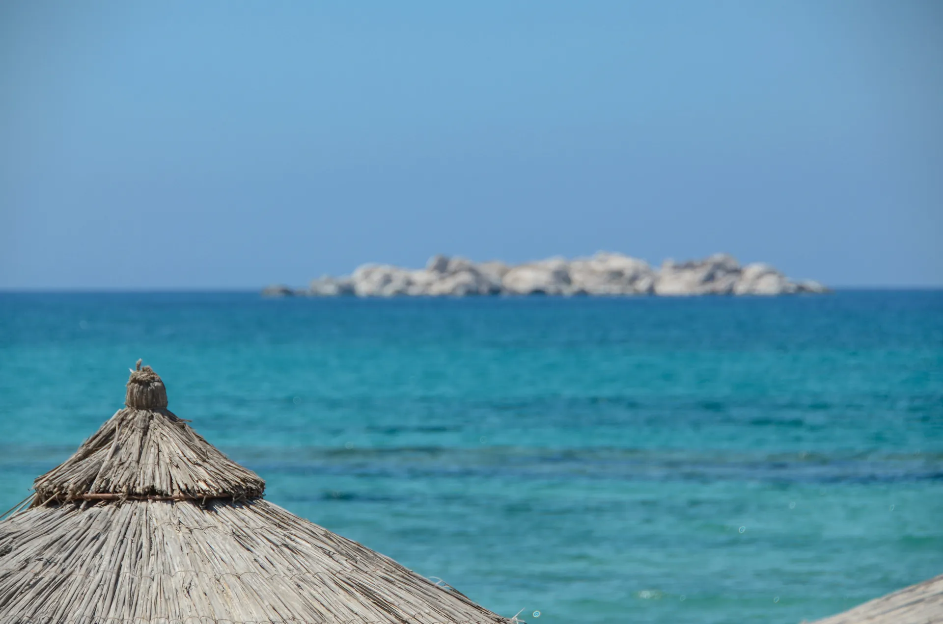 Glaronissi Beach