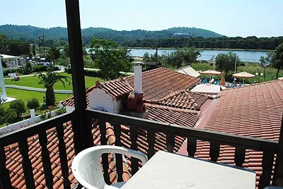 Koukounaries Beach Hotel