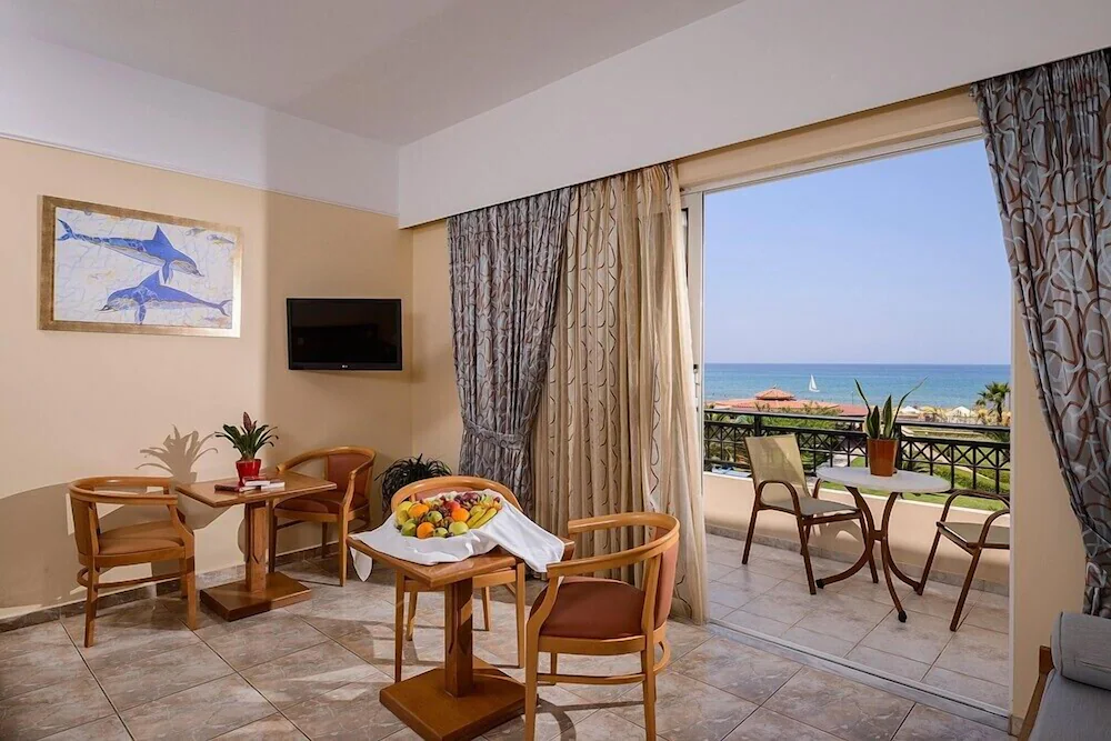 Vantaris Palace Hotel